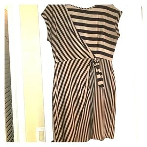 Beautiful stripped dress!